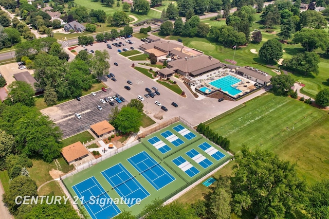 4515 Gratiot Rd, Saginaw, MI 48638 - aerial view of a pool area