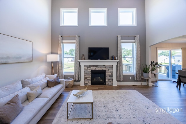 8906 Emerado Rd, Jenison, MI 49428 - photo 2