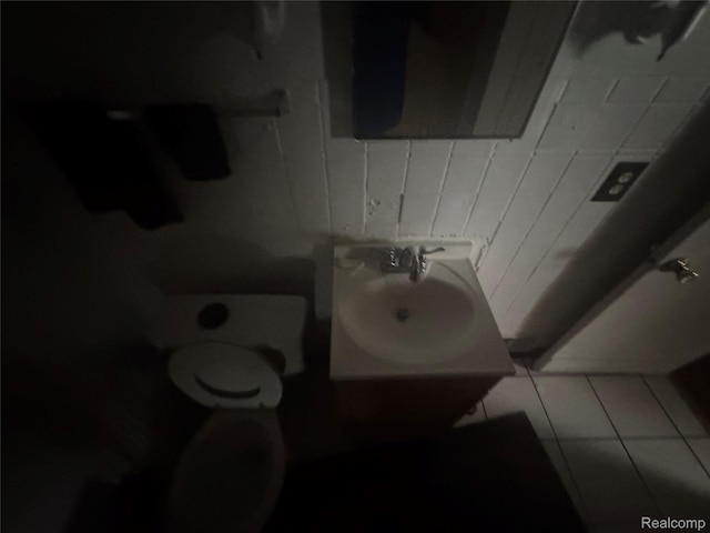 17416 Bentler St, Detroit, MI 48219 - full bathroom featuring tile patterned flooring, vanity, a bathtub, and a shower