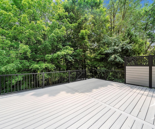 2418 Meadowridge Ct, Ann Arbor, MI 48105 - view of deck
