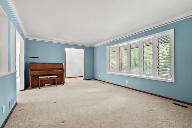 1130 W G Ave, Kalamazoo, MI 49009 - living area with ornamental molding and carpet flooring