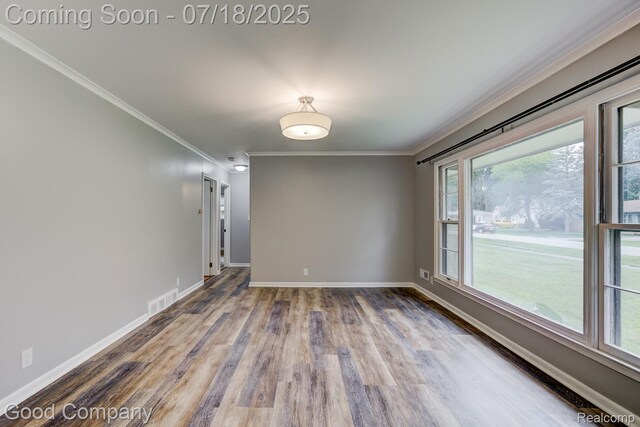 18913 Myron St, Livonia, MI 48152 - photo 7