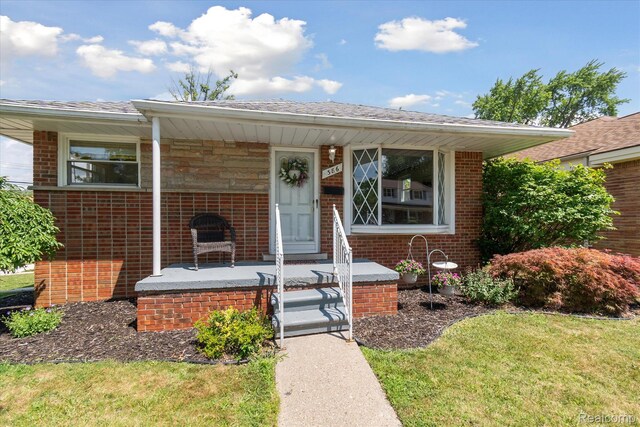 386 Shore Dr, Lincoln Park, MI 48146 - photo 10