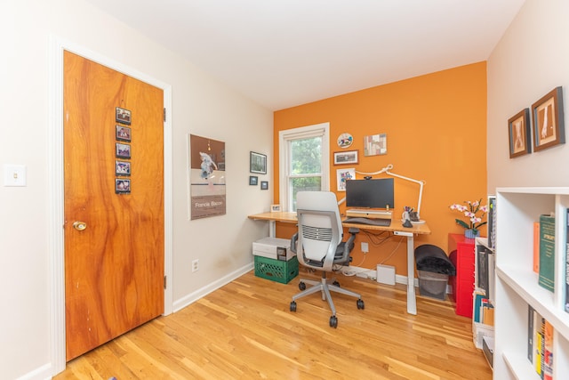 2100 Alice St, Ann Arbor, MI 48103 - office space featuring wood finished floors and baseboards