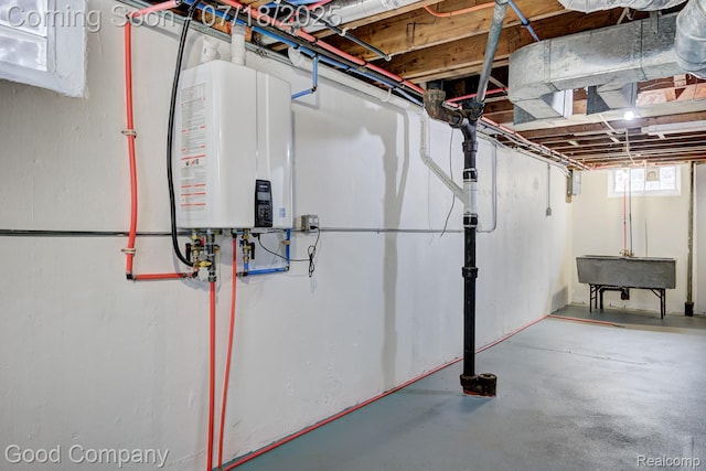 923 E 4th St, Royal Oak, MI 48067 - below grade area featuring water heater