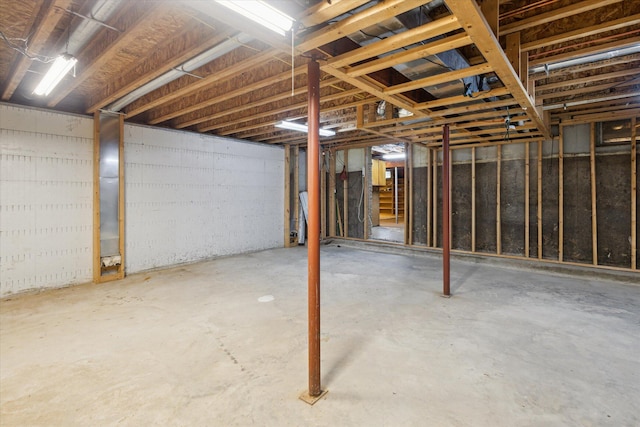 11 Geiger Ave, Battle Creek, MI 49037 - view of unfinished below grade area