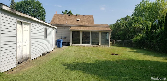 71 Cloveridge Dr, Troy, MI 48084 - view of yard with a sunroom
