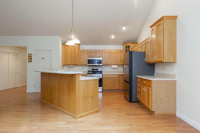 1803 Bell Rd, Niles, MI 49120 - kitchen featuring stainless steel appliances, light wood-style flooring, light countertops, recessed lighting, and pendant lighting