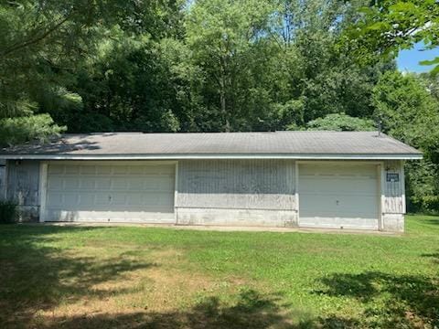 1803 Bell Rd, Niles, MI 49120 - view of detached garage