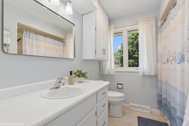 1320 S Manor Dr, Saint Joseph, MI 49085 - full bath featuring vanity and a shower with curtain