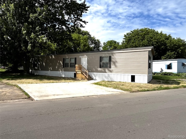 8499 LOT214 E M 71, Durand, MI 48429 - view of manufactured / mobile home