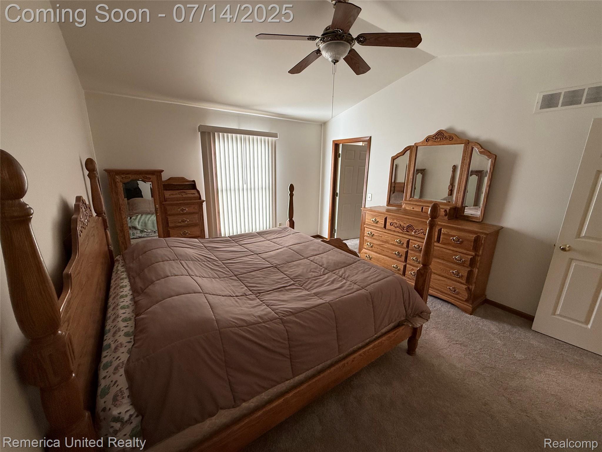 18506 Glengarry Dr, Livonia, MI 48152 - photo 27