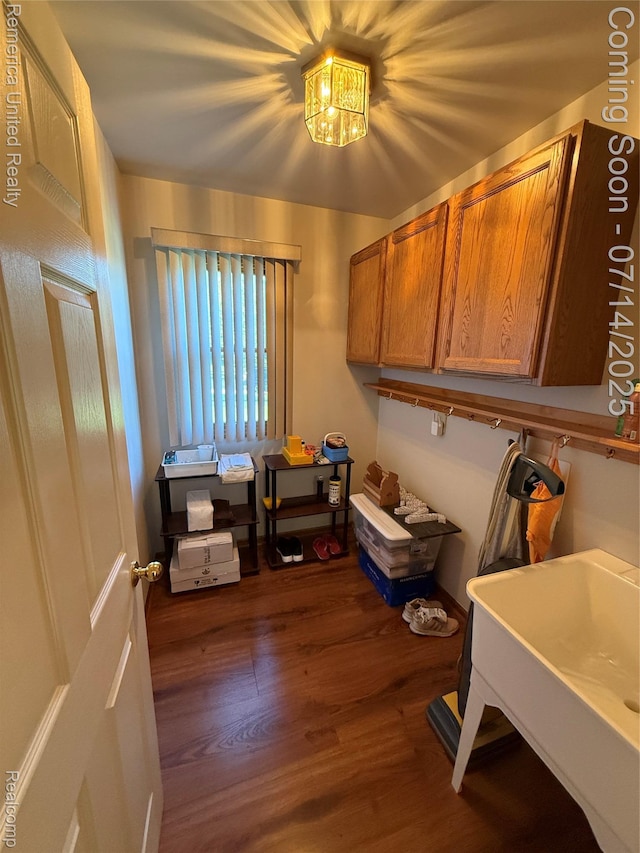 18506 Glengarry Dr, Livonia, MI 48152 - photo 17