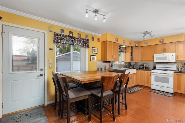 8836 Birkhill Dr, Sterling Heights, MI 48314 - photo 8