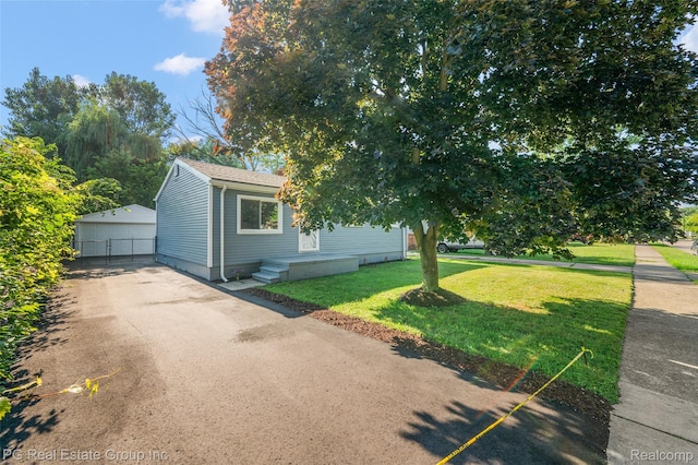21986 Wellington Ave, Warren, MI 48089 - photo 3
