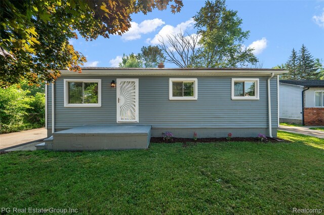 21986 Wellington Ave, Warren, MI 48089 - photo 4