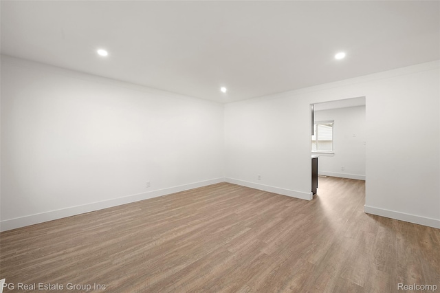 21986 Wellington Ave, Warren, MI 48089 - photo 8