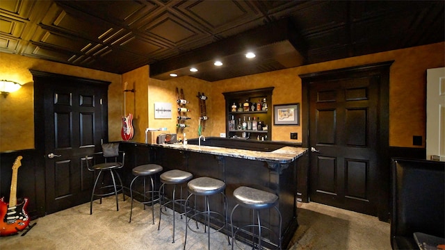 8321 Odowling Dr, Onsted, MI 49265 - indoor wet bar featuring carpet floors, an ornate ceiling, and recessed lighting