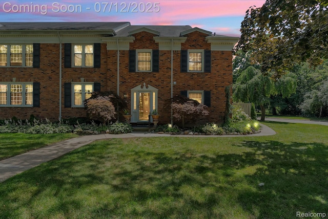 100 Billingsgate Ct, Bloomfield Hills, MI 48301 - georgian-style home with a yard and brick siding