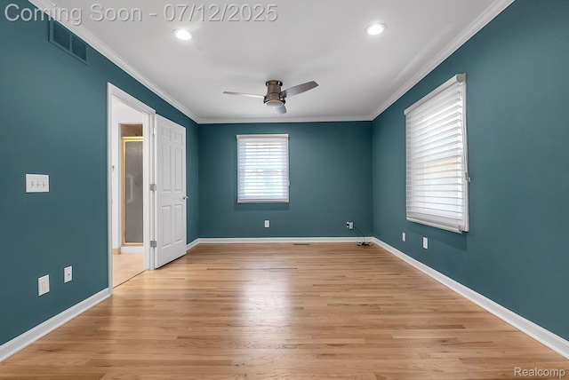 100 Billingsgate Ct, Bloomfield Hills, MI 48301 - unfurnished room featuring a ceiling fan, crown molding, light wood-style floors, and recessed lighting