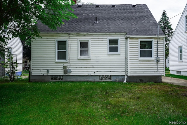 14685 Agnes Ave, Eastpointe, MI 48021 - photo 4