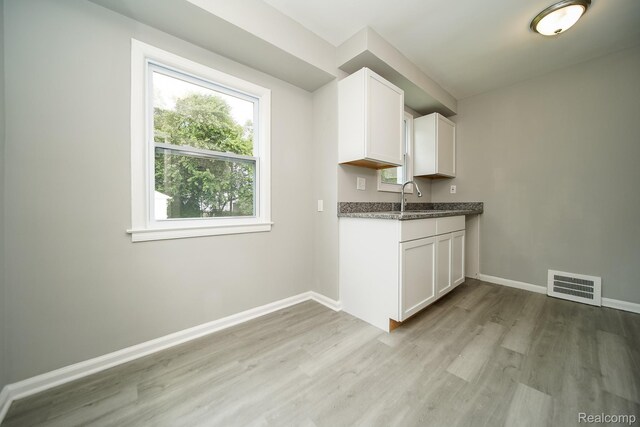 14685 Agnes Ave, Eastpointe, MI 48021 - photo 16
