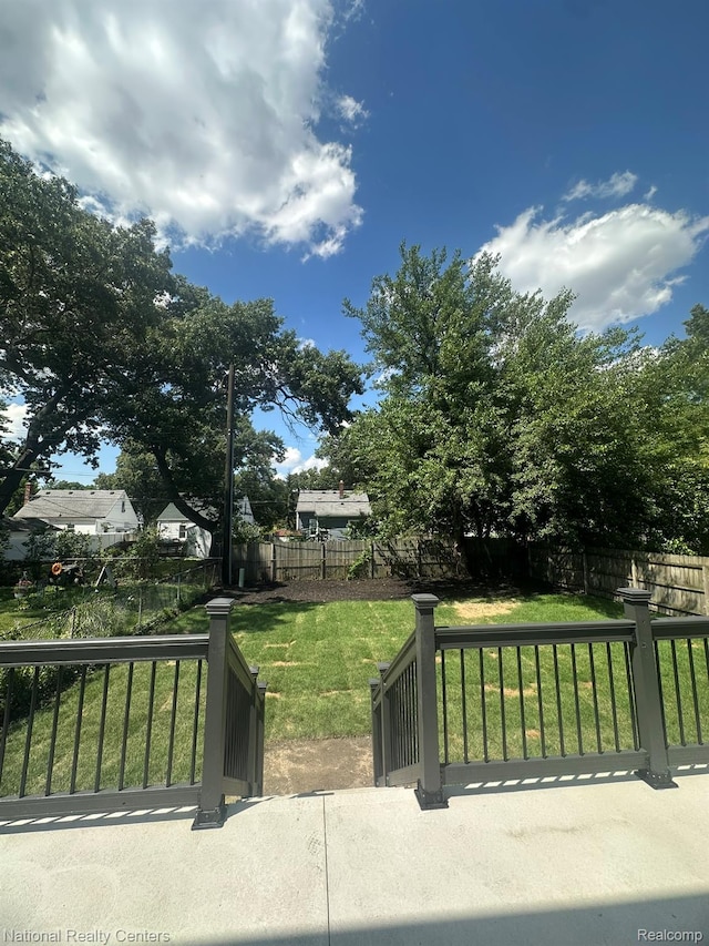 1666 Albany St, Ferndale, MI 48220 - view of fenced yard