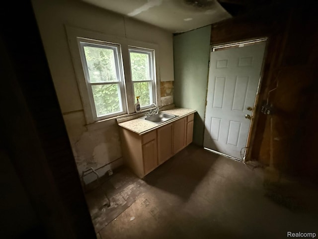 14094 Hubbell St, Detroit, MI 48227 - photo 5
