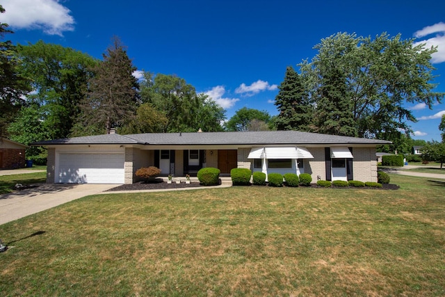 32040 Aline Dr, Warren, MI 48093 - photo 1