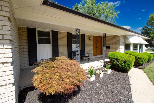 32040 Aline Dr, Warren, MI 48093 - photo 2
