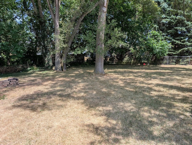 287-289 S Waverly Rd, Holland, MI 49423 - view of yard