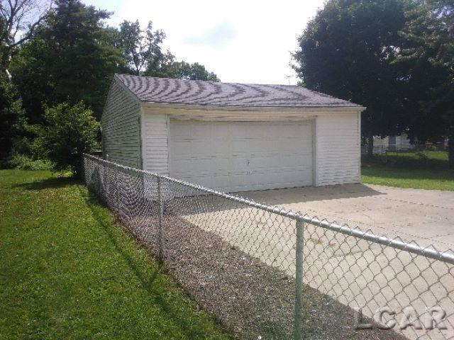 801 Colebrook Dr, Clinton, MI 49236 - photo 7