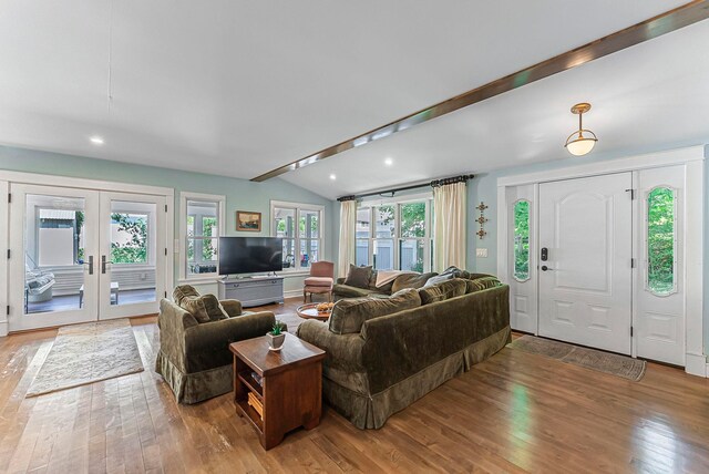 220 E Pearl St, Leland, MI 49654