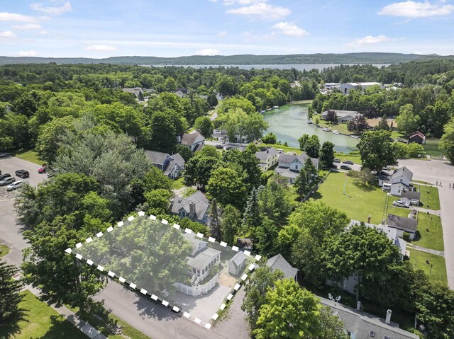 220 E Pearl St, Leland, MI 49654