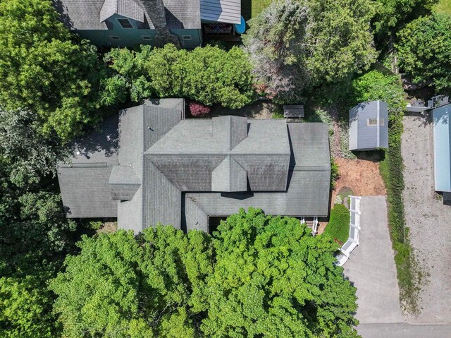 220 E Pearl St, Leland, MI 49654