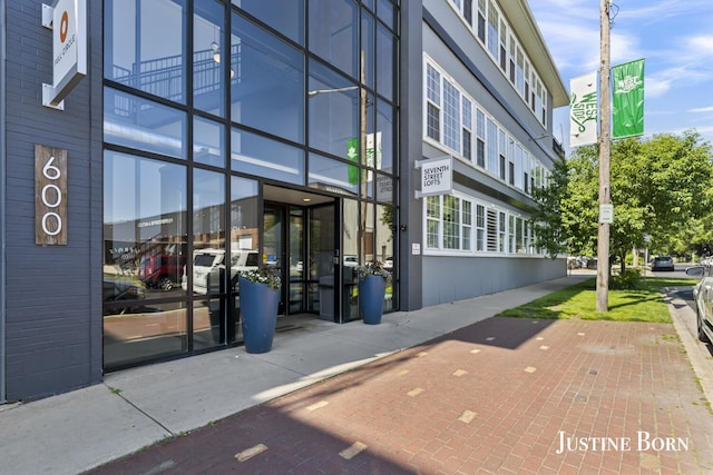 600 7th St NW # 208, Grand Rapids, MI 49504 - photo 1