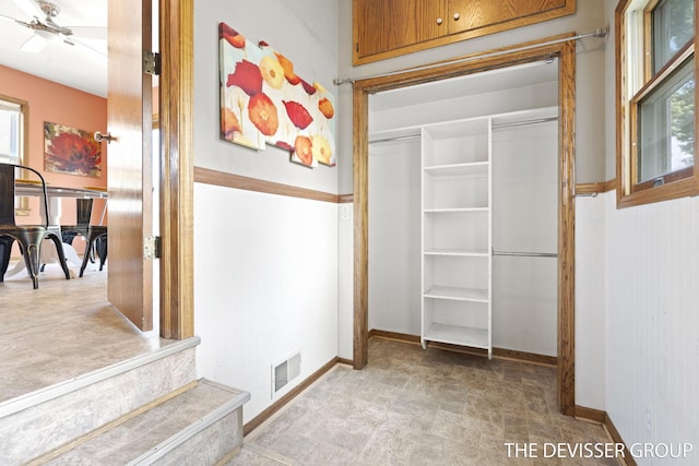 817 Central Ave, Holland, MI 49423 - view of closet