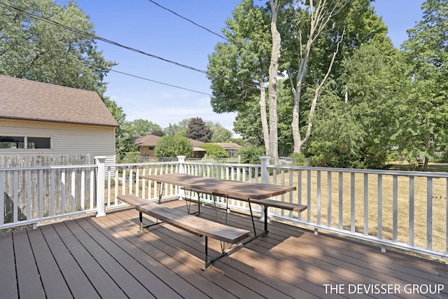 817 Central Ave, Holland, MI 49423 - view of wooden deck