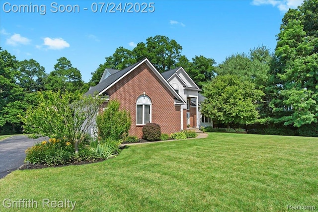 1805 Mist Wood Dr, Howell, MI 48843 - photo 2