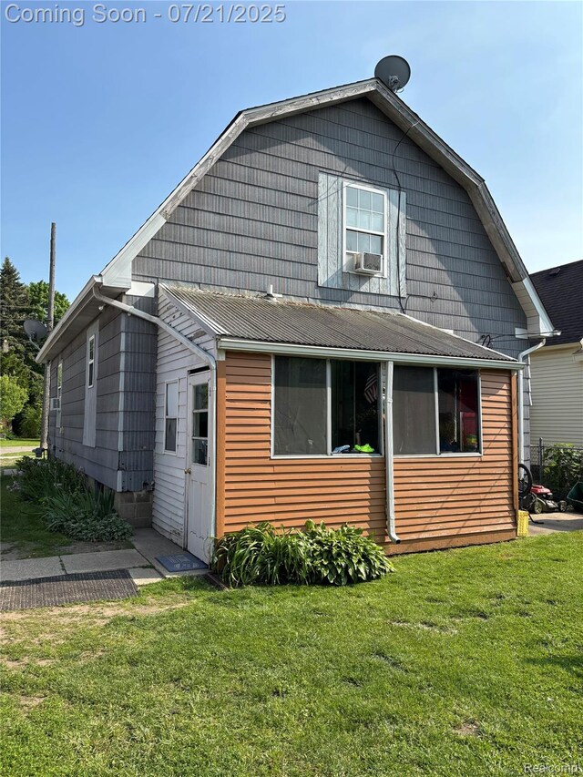 23 Broadway St, Oxford, MI 48371 - photo 2