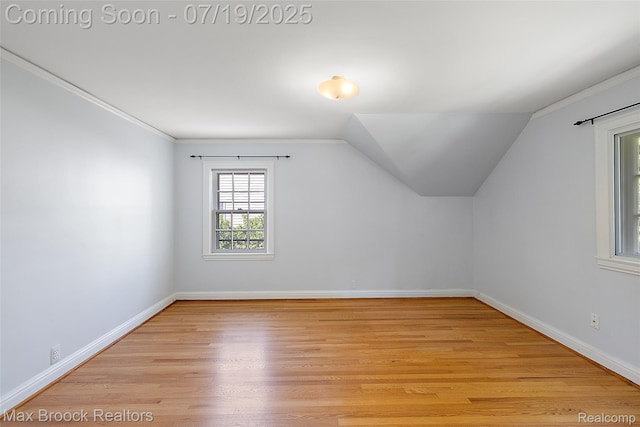 748 Waddington St, Bloomfield Hills, MI 48301 - bonus room with light wood finished floors and lofted ceiling