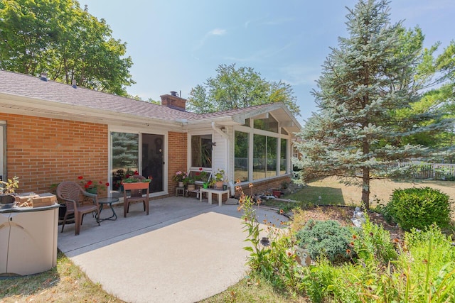 916 Hillcrest Dr, Adrian, MI 49221 - view of patio / terrace