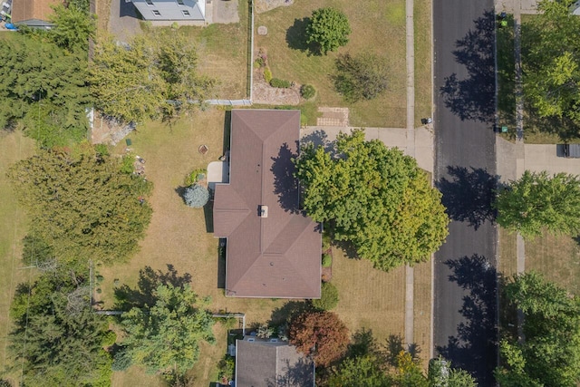 916 Hillcrest Dr, Adrian, MI 49221 - aerial view
