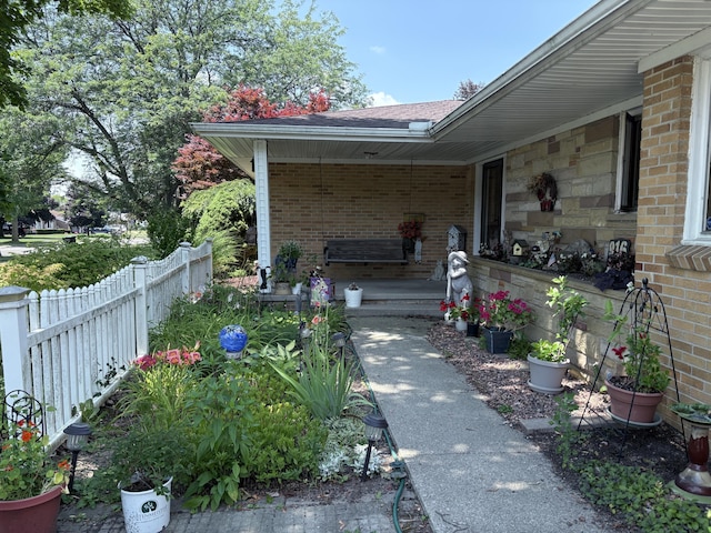 916 Hillcrest Dr, Adrian, MI 49221 - view of patio