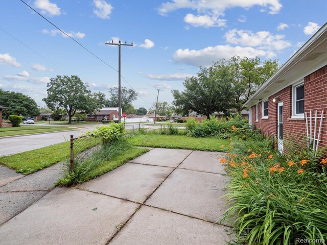 23161 Gardner St, Oak Park, MI 48237 - photo 6
