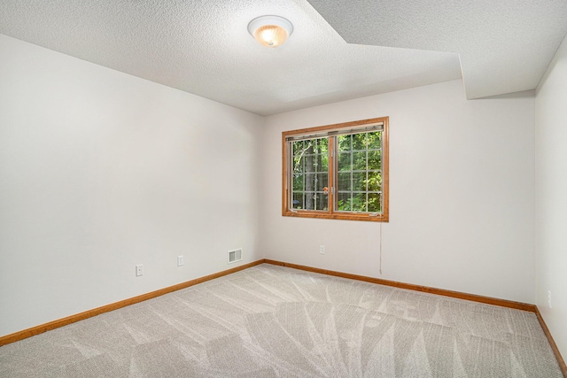 744 Tournament Cir, Norton Shores, MI 49444 - photo 20