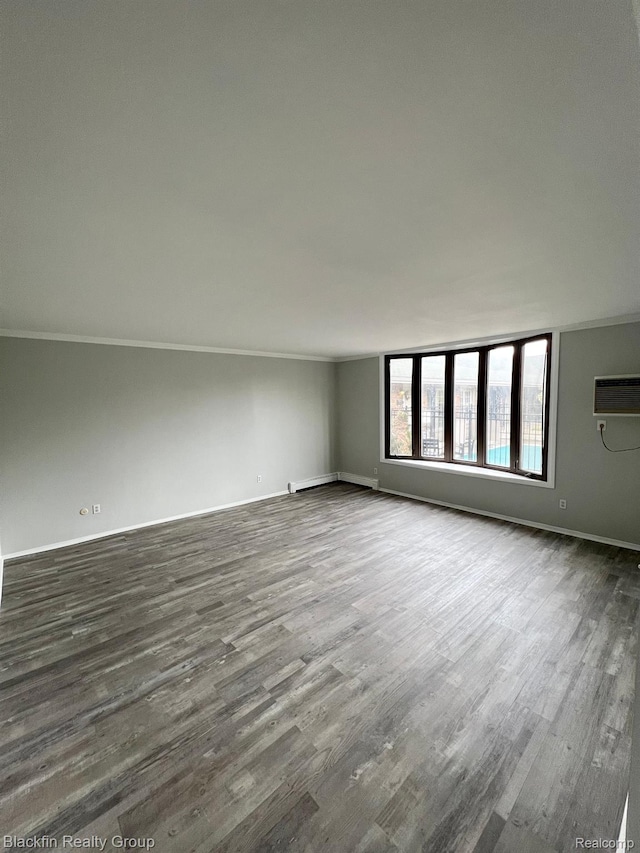 2356 W 14 Mile Rd, Royal Oak, MI 48073 - photo 10