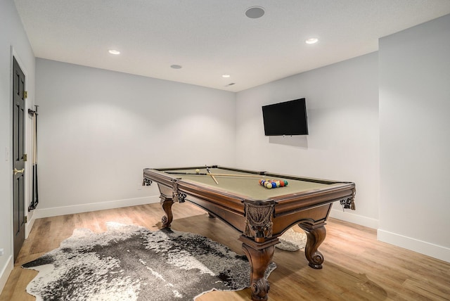 15518 Oak Ridge Dr, Spring Lake, MI 49456 - playroom featuring light wood-style flooring, recessed lighting, and pool table