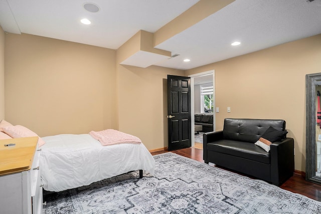15518 Oak Ridge Dr, Spring Lake, MI 49456 - bedroom featuring wood finished floors and recessed lighting