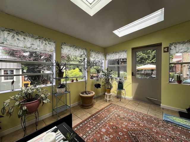 231 Willis Rd, Saline, MI 48176 - sunroom / solarium featuring a skylight and vaulted ceiling
